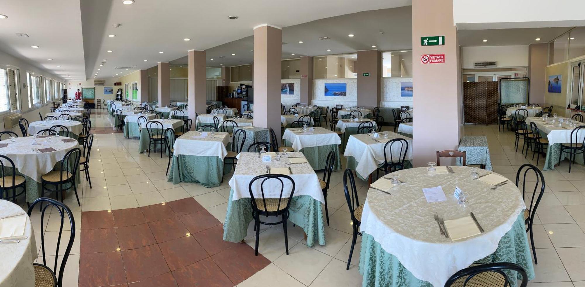 Hotel Germania Praia a Mare Exterior foto